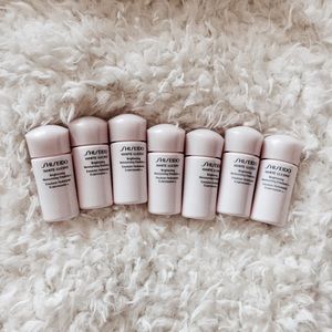 (7) Shiseido Brightening Moisturizing Emulsion